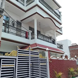Hotel Varuna Palace , Near Mandir & Ghat's Varanasi